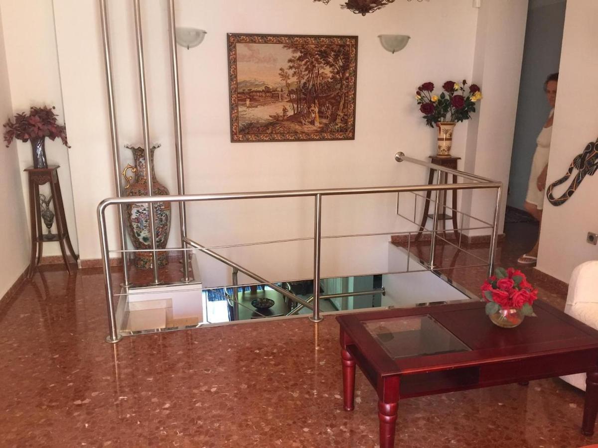 Villa Mijas With Pool 50 M Beach Фуeнхирола Екстериор снимка