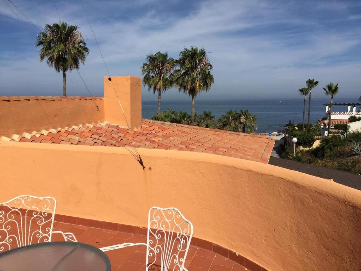 Villa Mijas With Pool 50 M Beach Фуeнхирола Екстериор снимка