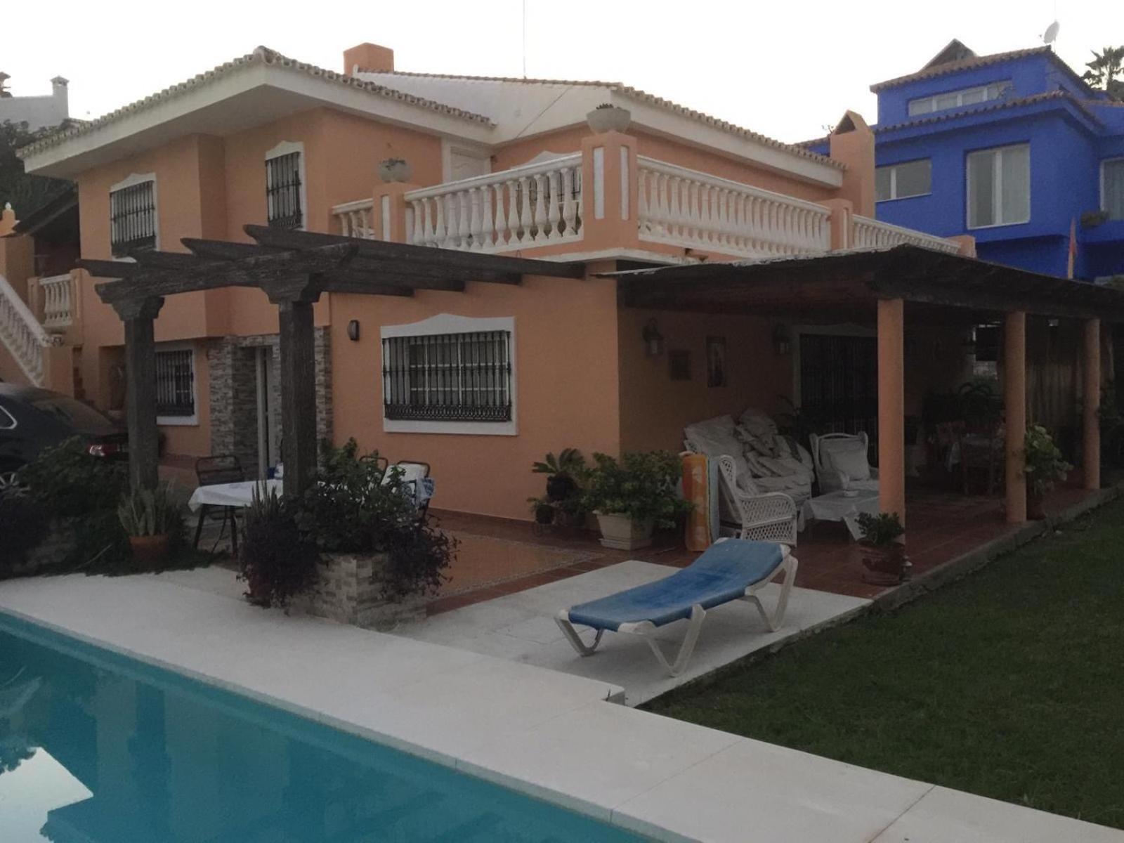 Villa Mijas With Pool 50 M Beach Фуeнхирола Екстериор снимка